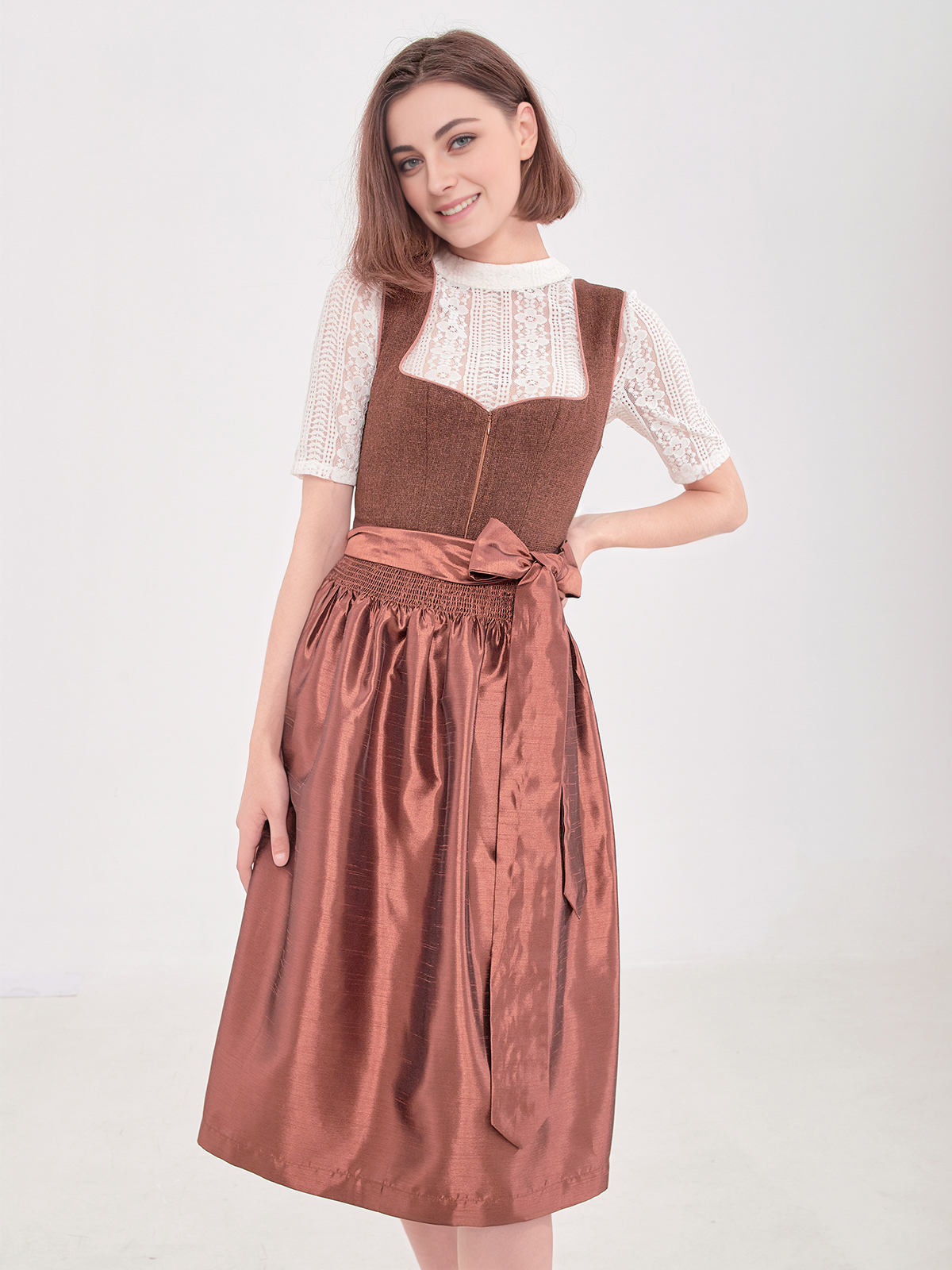 Dirndl in Braun – ein zeitloser Klassiker