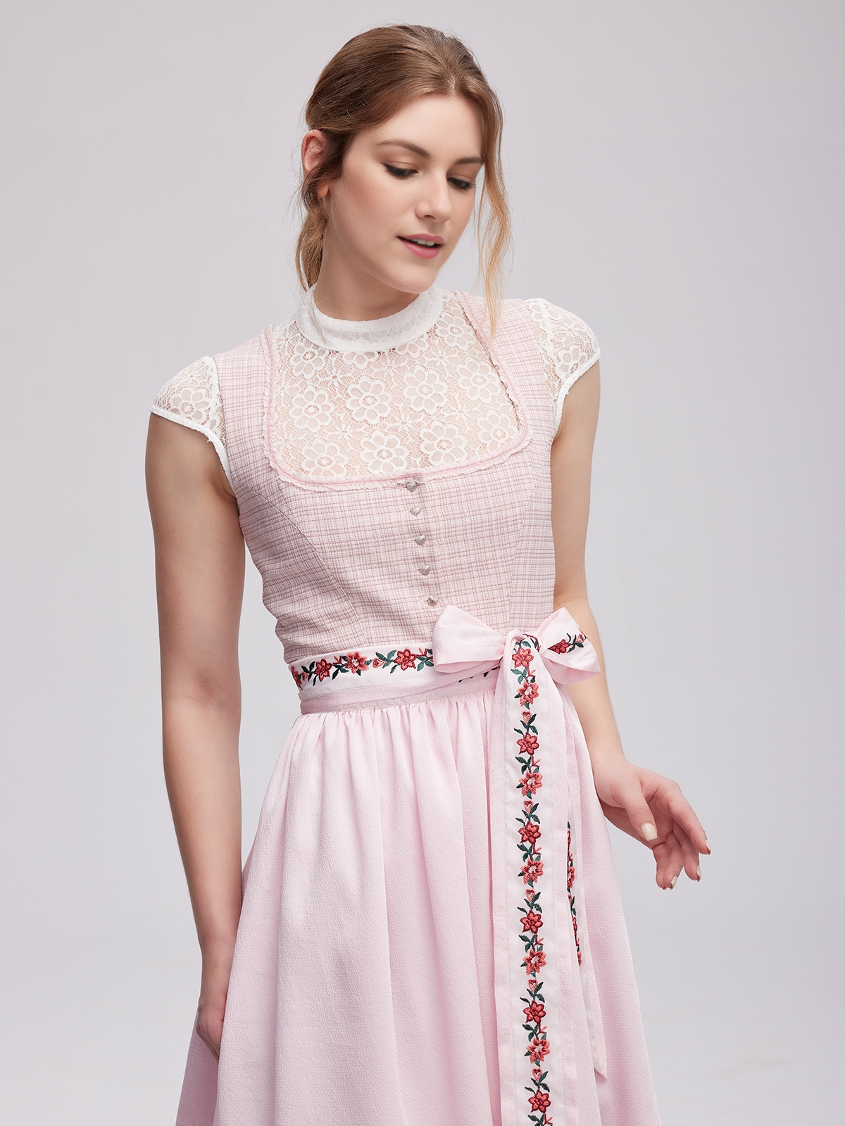 Ehreer Dirndl in Rosa