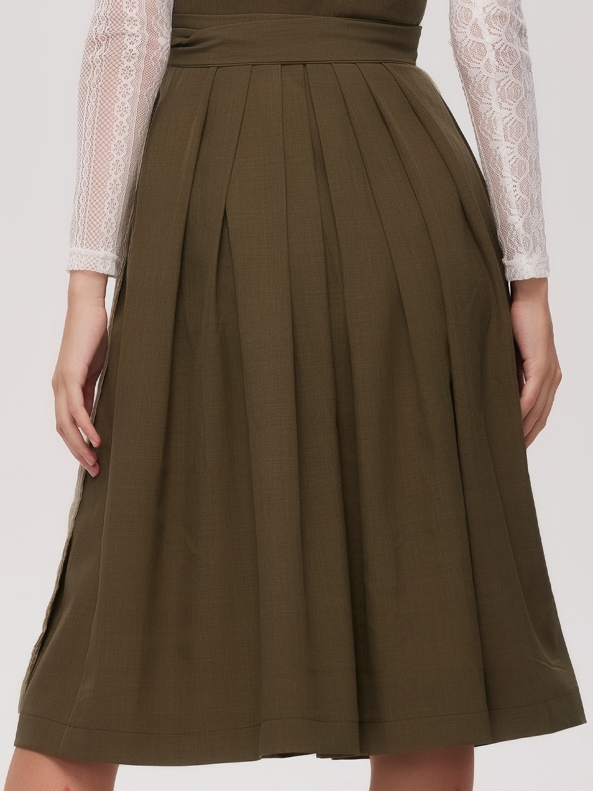 Dirndl mit perfekt sitzendem Miederhaken