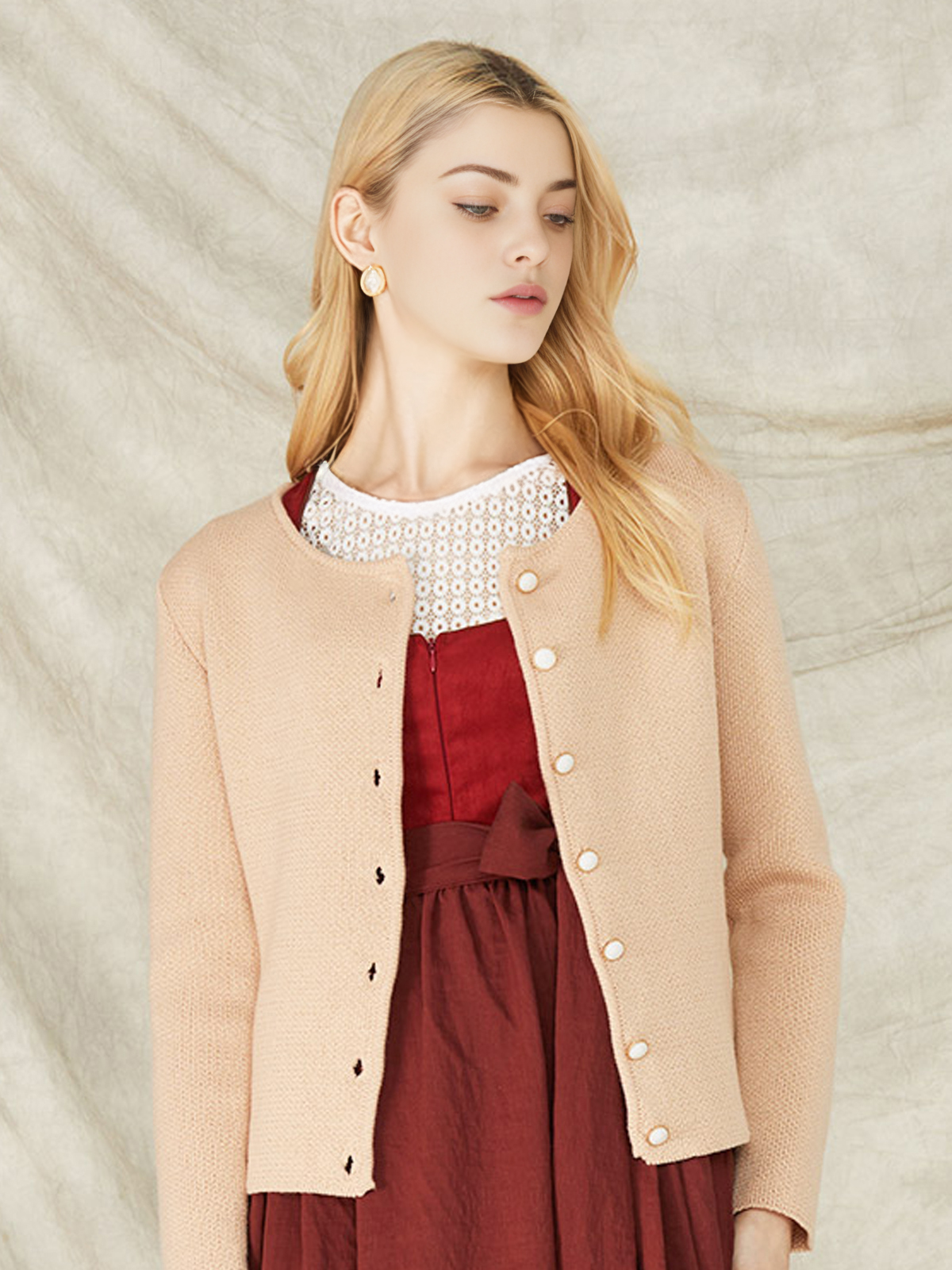 Dirndl in Braun