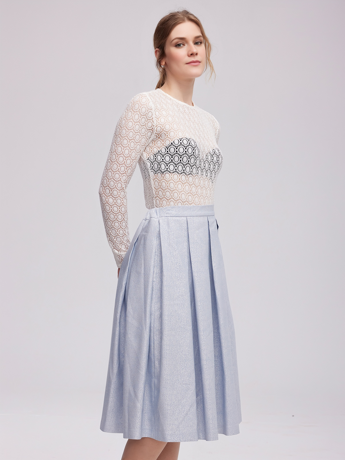 Ehreer Samt-Dirndl in Dunkelblau
