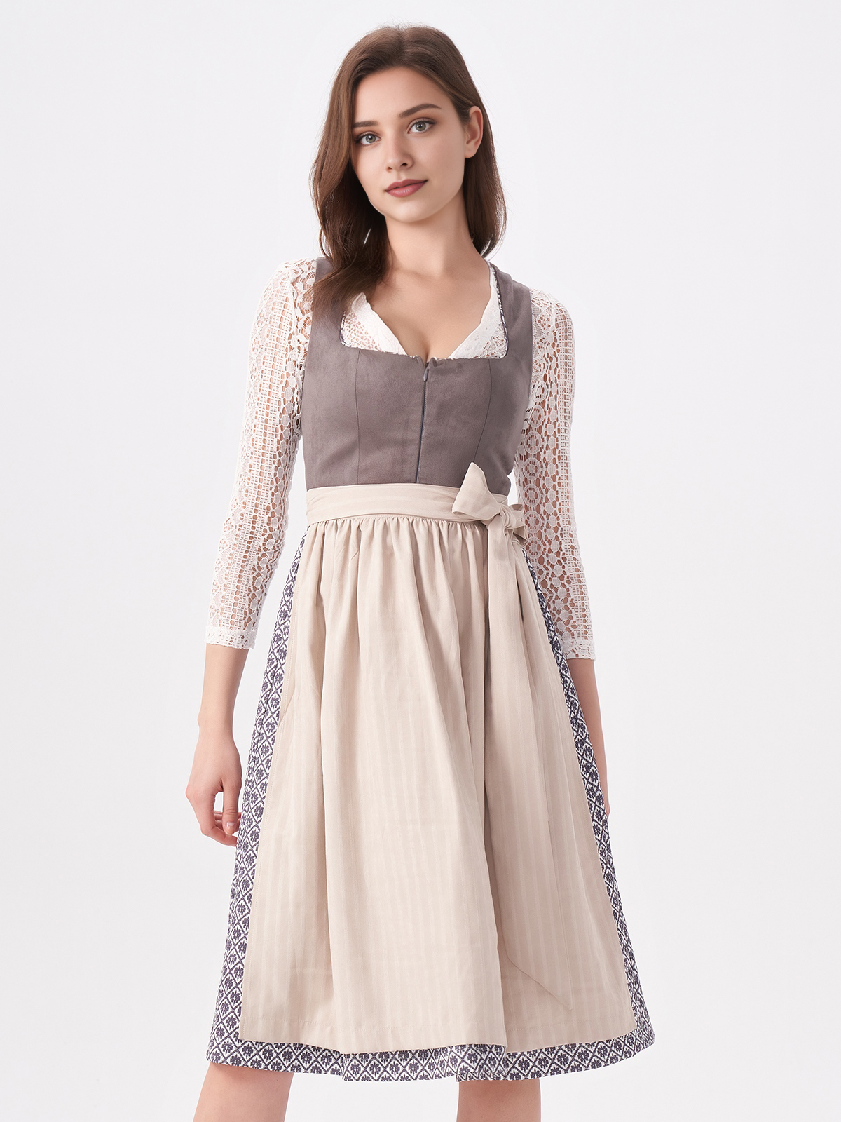 Ein graues Dirndl mit floralen Details – perfekt für Hochzeiten und festliche Anlässe