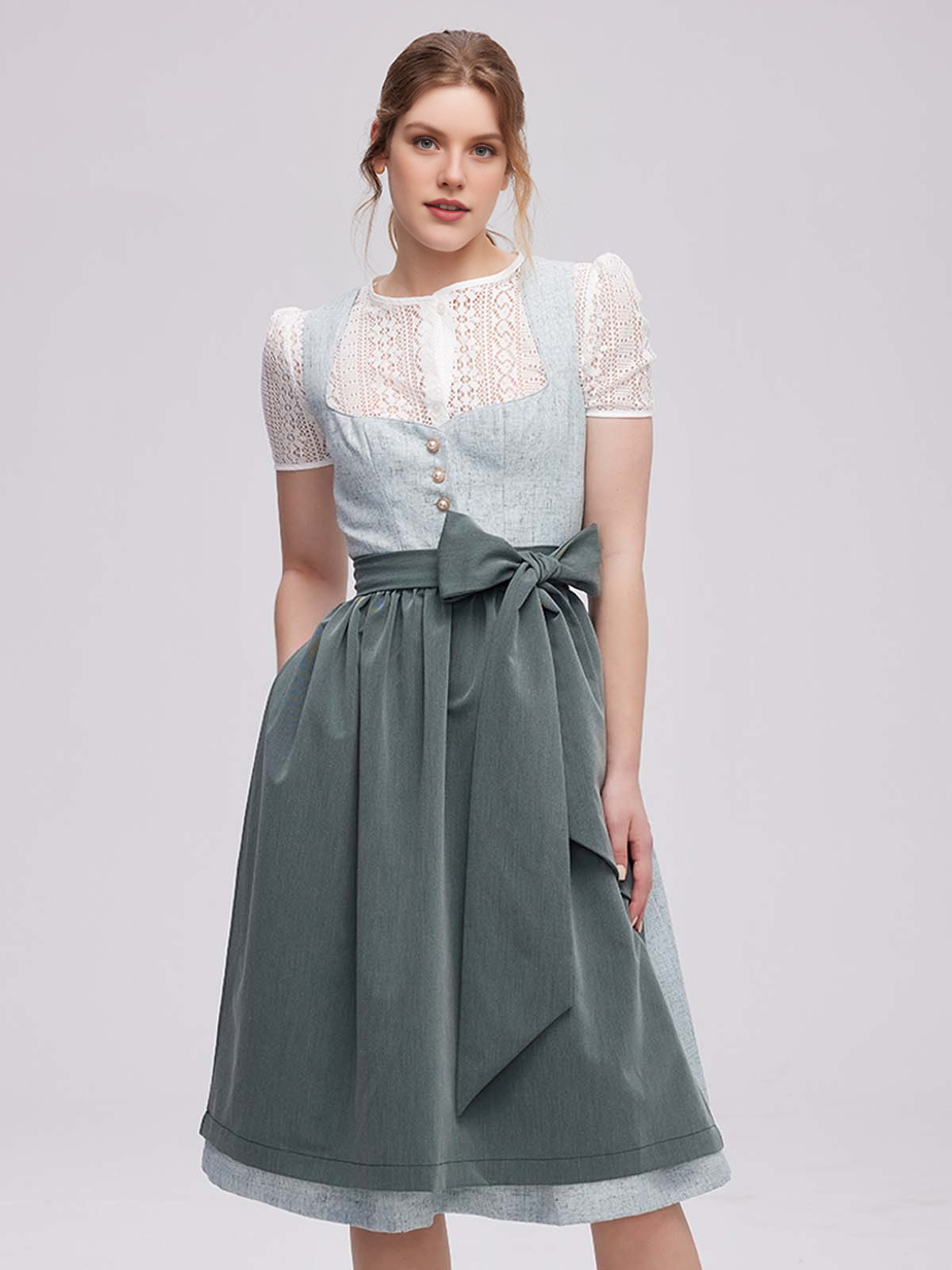 Modernes grünes Dirndl